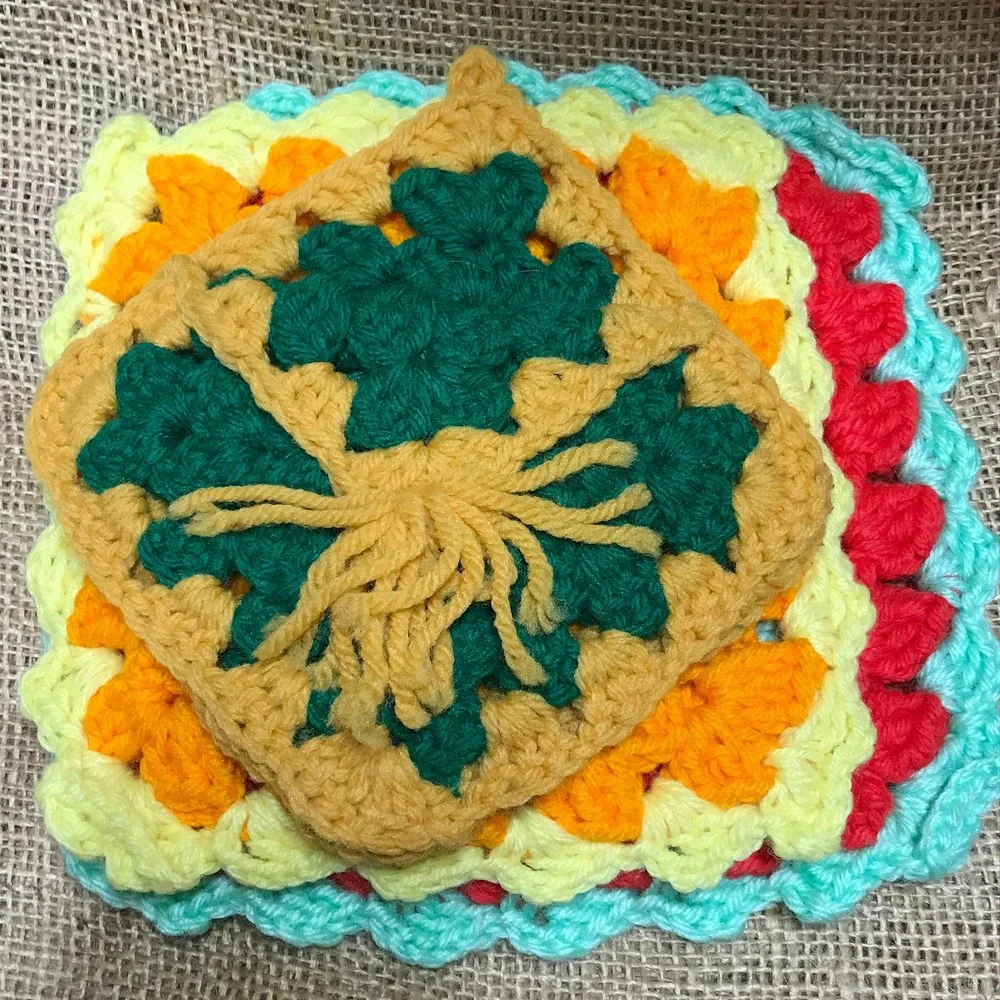 Vintage Crochet Hot Pads:‎ Handmade Colorful Square Trivets, Set of 3